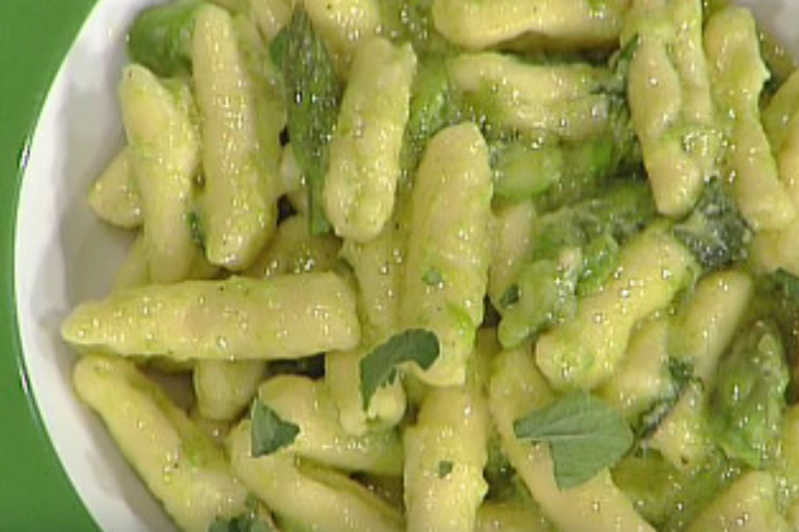 I cavatelli con asparagi e menta, la ricetta da La prova del Cuoco