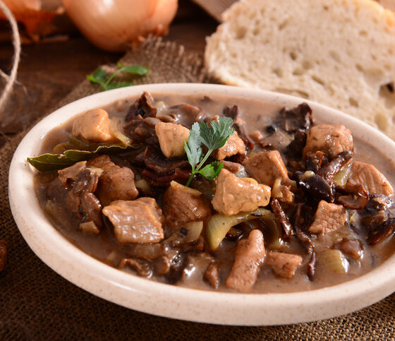 Manzo alla Stroganoff: la ricetta originale per farlo in casa