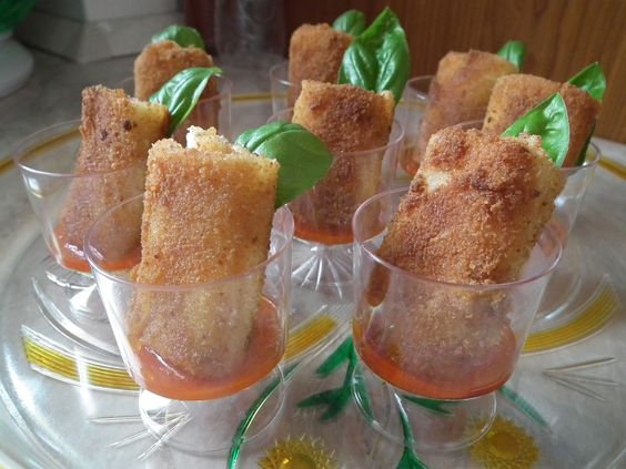 I paccheri fritti con la ricetta di Detto fatto