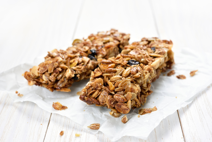 Barrette di granola: la ricetta veloce per farle in casa