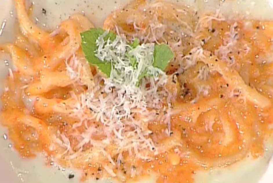 strozzapreti alla crema di peperoni