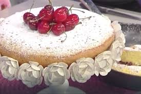 La video ricetta della torta di ciliegie in padella della Prova del Cuoco