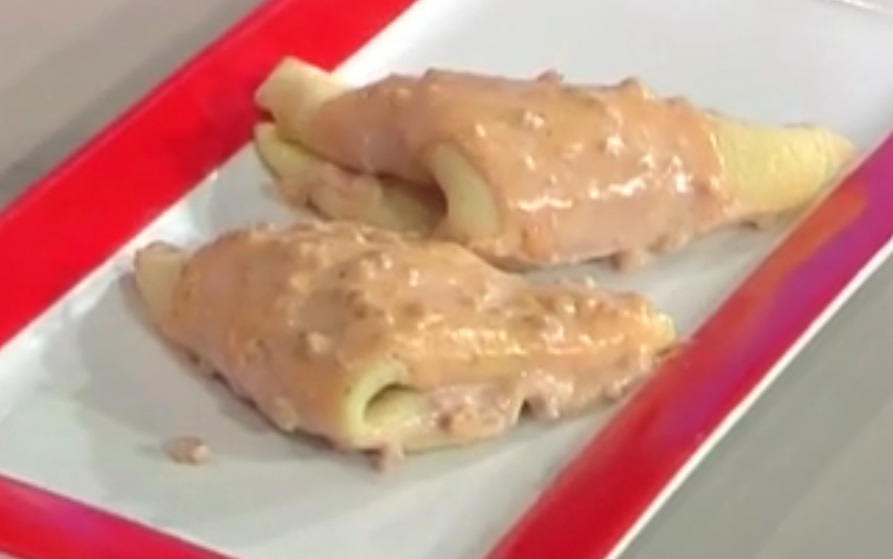 Le crespelle gratinate con prosciutto di Norcia e mozzarella con la video ricetta della Prova del Cuoco