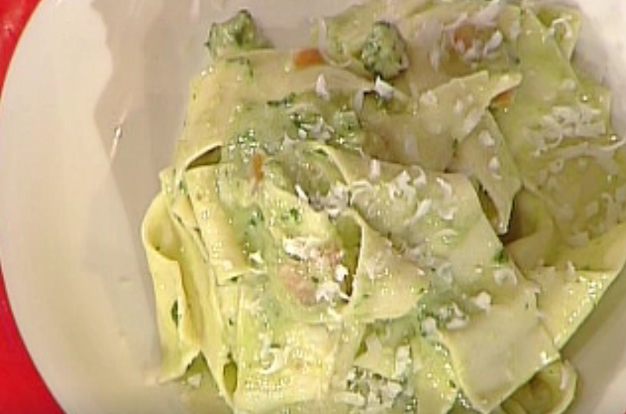 Fettuccine al pesto estivo: la video ricetta della Prova del Cuoco