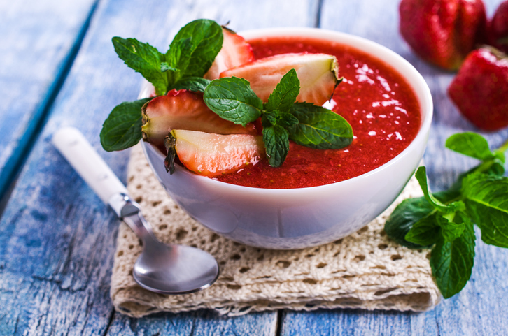 Il gazpacho di fragole con la ricetta fresca