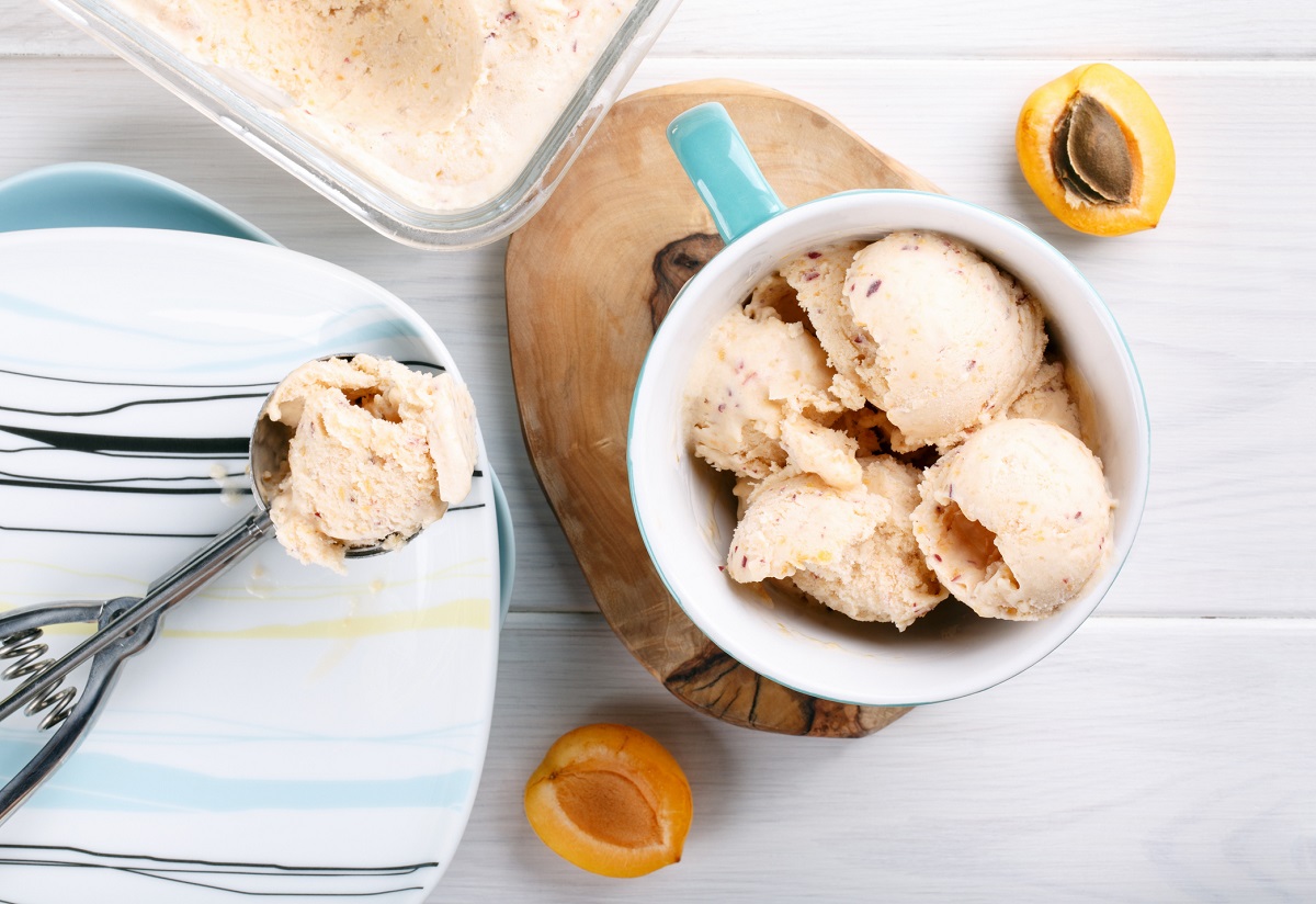Come fare il gelato all&#8217;albicocca senza gelatiera