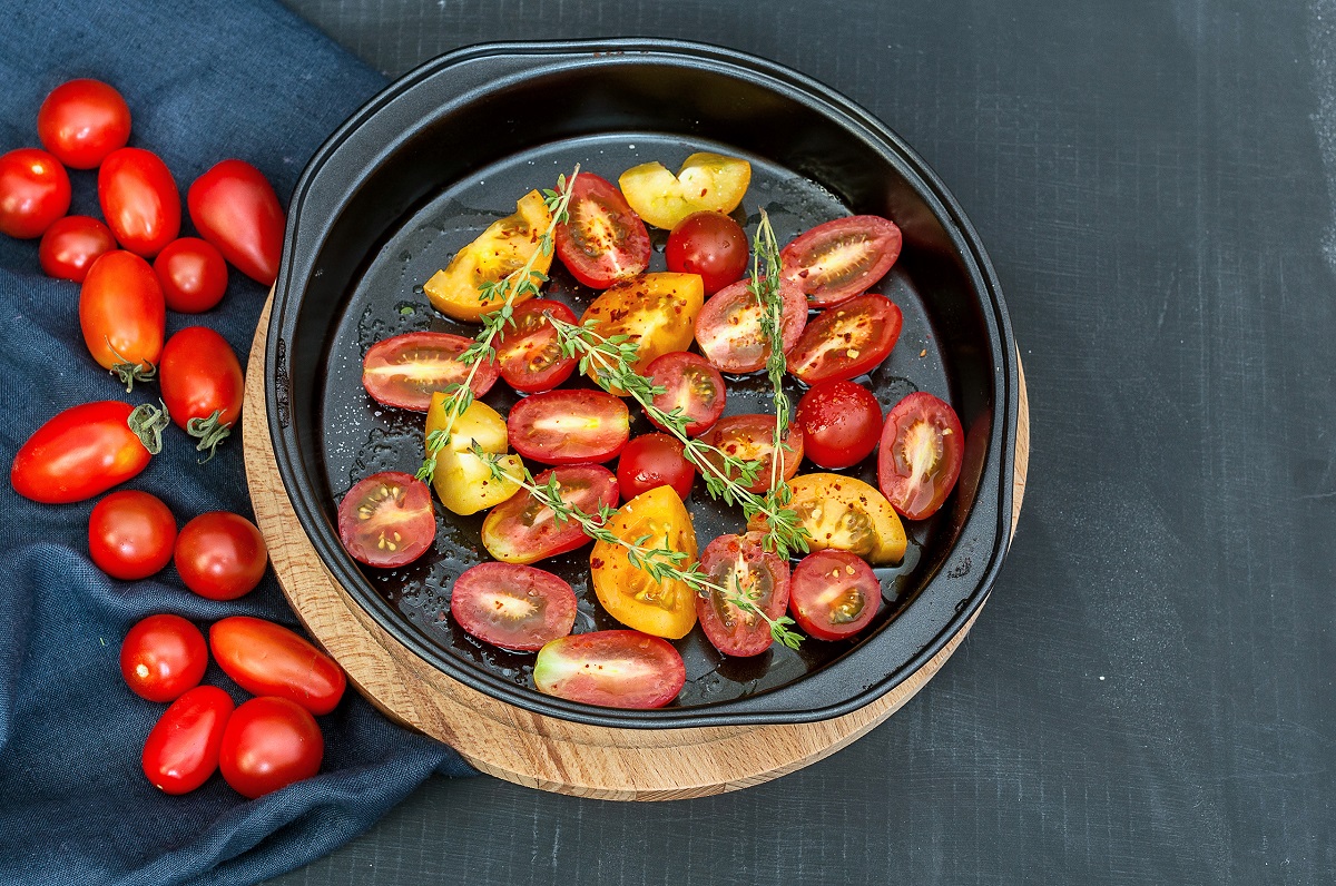 Come fare i pomodorini confit al microonde