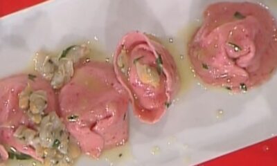 Tortelli rossi all'asiago con sugo di telline