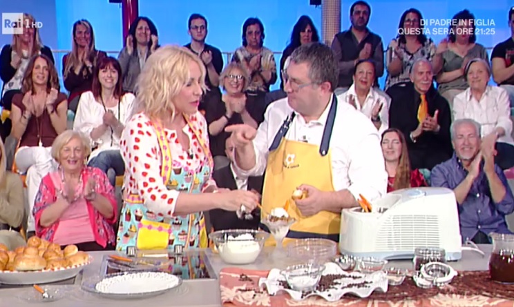 La video ricetta della granita al caffè con panna e brioche della Prova del Cuoco