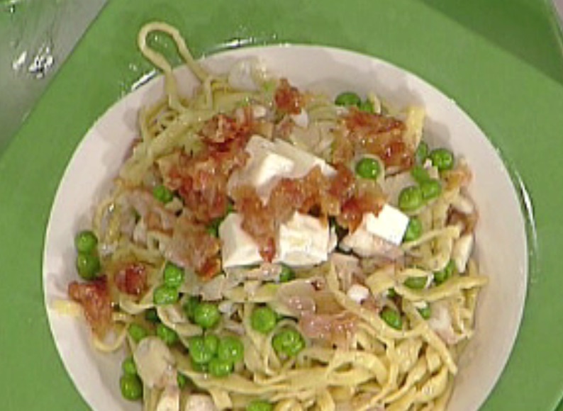 Tagliolini alla gricia di spigola con piselli: la video ricetta della Prova del Cuoco