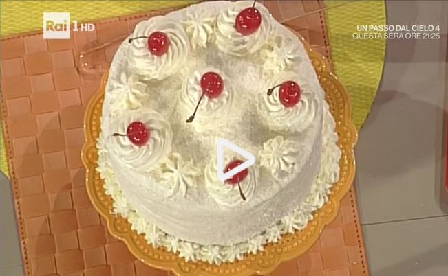 La video ricetta della coconut cake della Prova del Cuoco