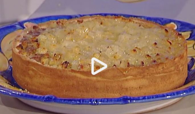 Torta frangipane al pistacchio e pere caramellate: la video ricetta della Prova del Cuoco