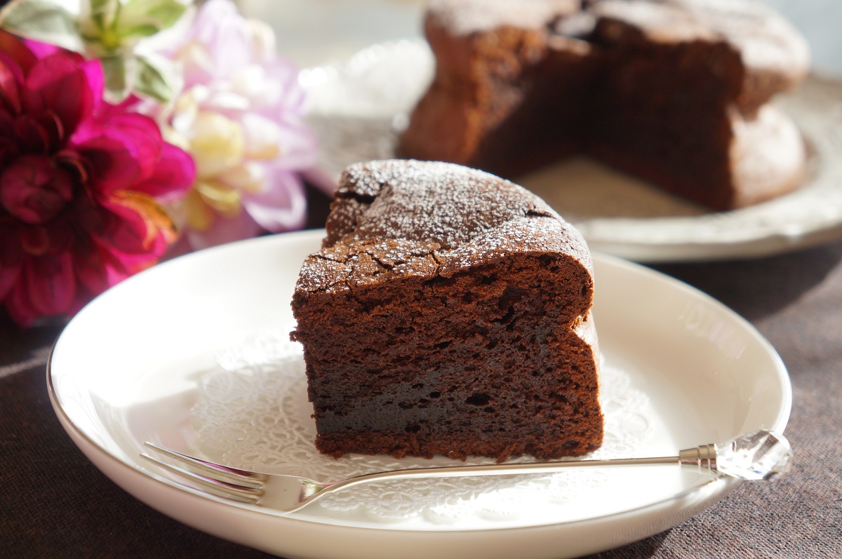 La ricetta della torta al cioccolato senza uova