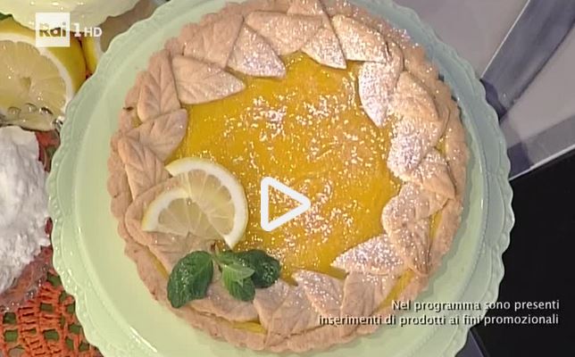 La torta con crema al limone della Prova del Cuoco: la video ricetta