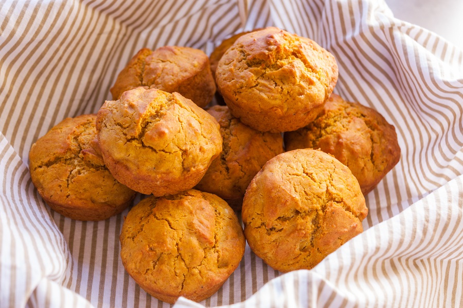 Come preparare i muffin salati alla zucca e pancetta