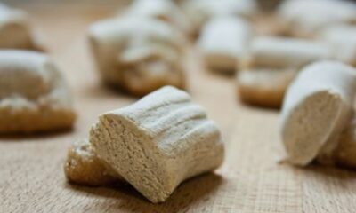 La ricetta siciliana delle ossa di morto dolci