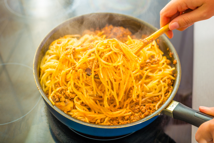 La ricetta originale del ragù in bianco senza pomodoro