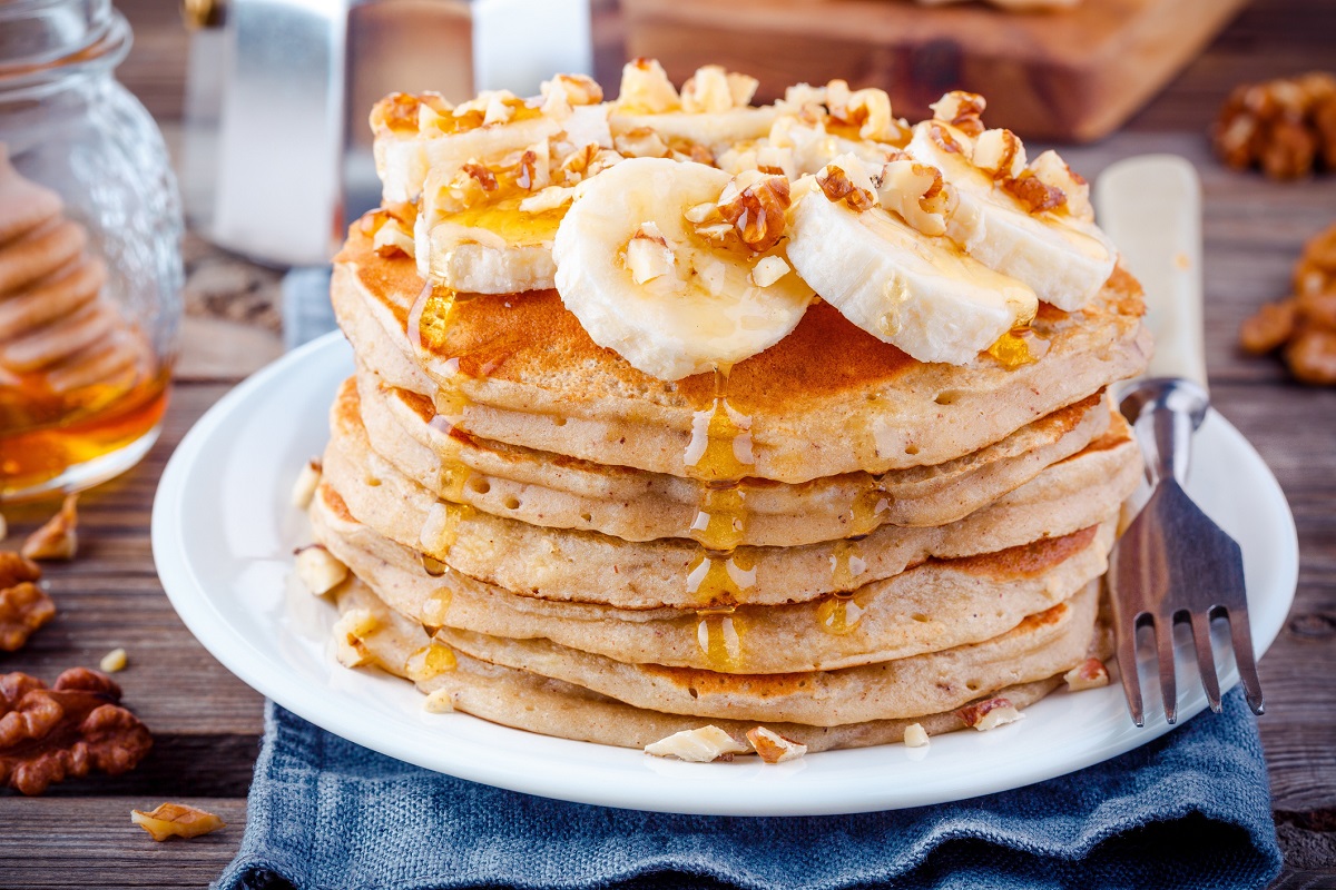 La ricetta dei pancake alla banana senza uova perfetti per la colazione