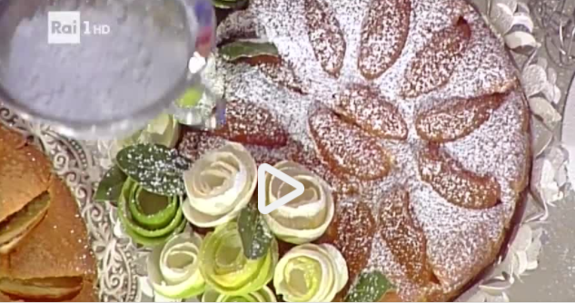 Torta di mele con caprino e confettura di albicocche: la video ricetta della Prova del Cuoco