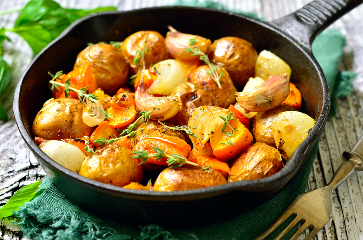 L’insalata di zucca e patate per un contorno ricco