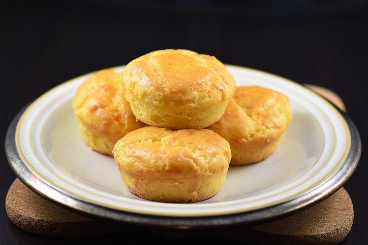 I muffin salati con farina di ceci perfetti per l&#8217;aperitivo