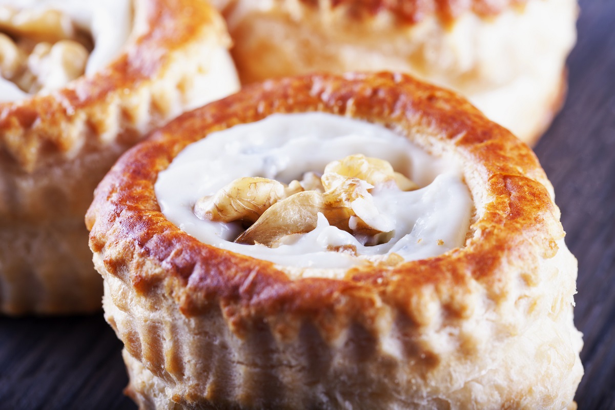 I vol au vent formaggio e pere per il pranzo di Natale