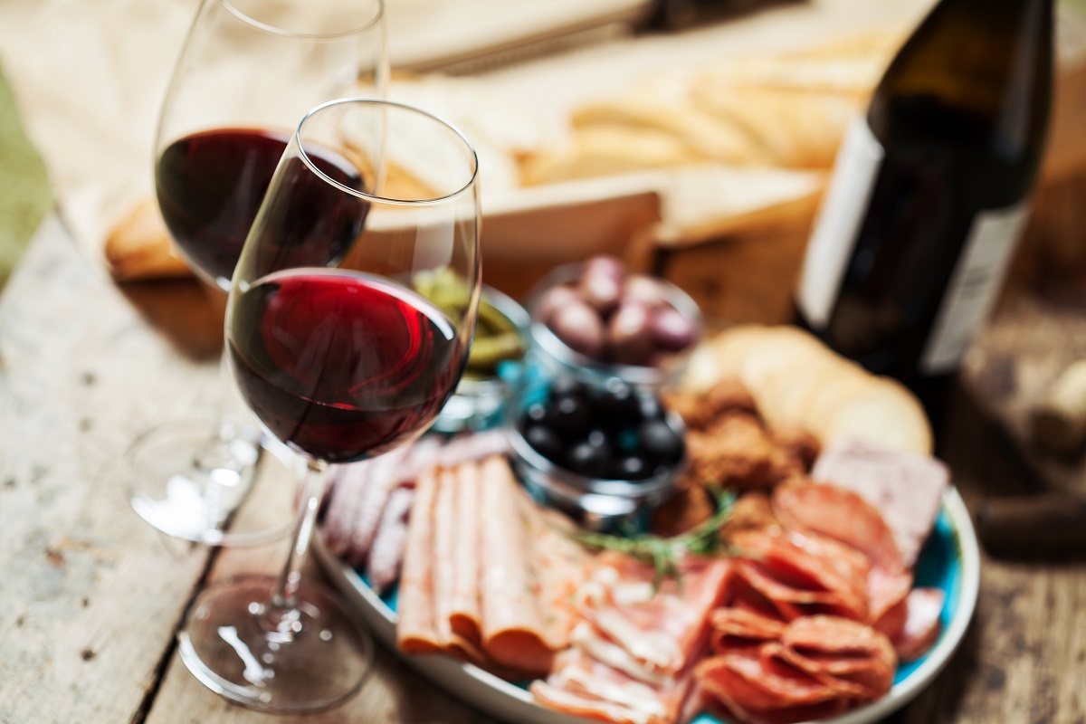 Cucinare con il vino: 10 ricette da provare