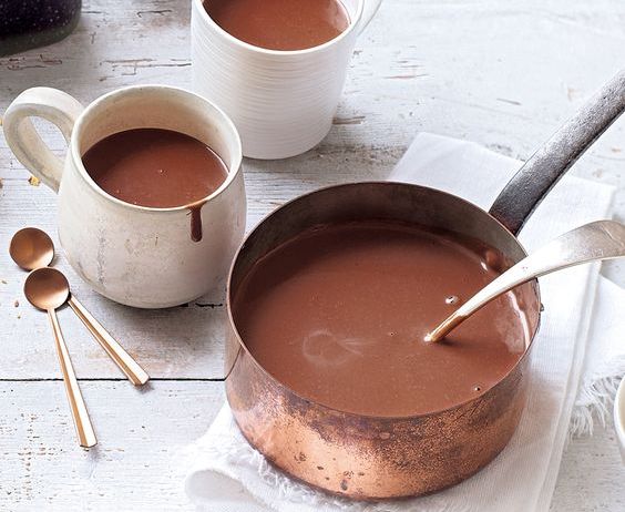 Cioccolata calda con acqua: la ricetta light