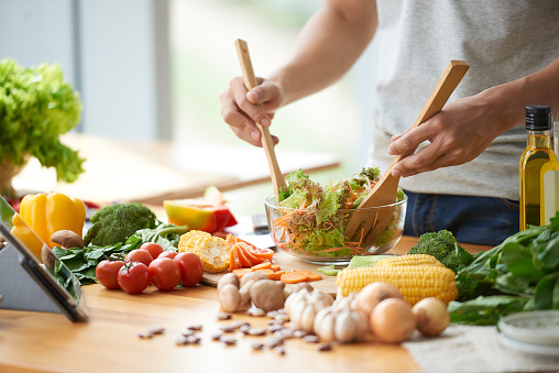 Come condire l’insalata senza olio e sale con i consigli di Blogo