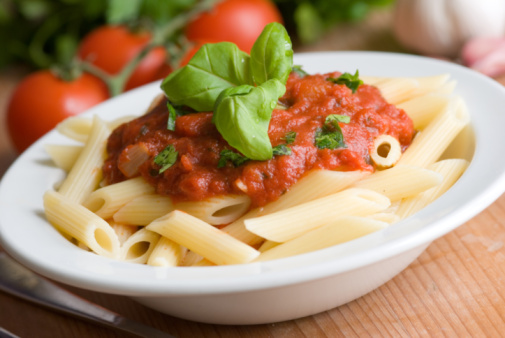 La pasta con il ragù di mopur con la ricetta vegana