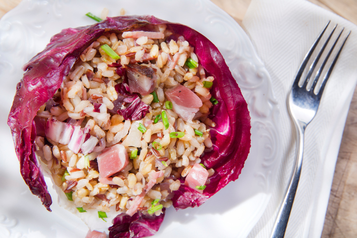 Come preparare il risotto con radicchio e pancetta