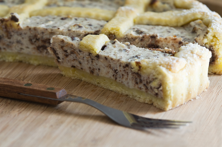 La crostata con ricotta e uova di Pasqua per utilizzare gli avanzi