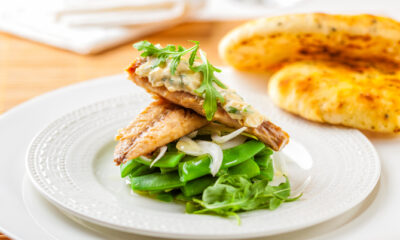 Come preparare lo sgombro marinato alla greca