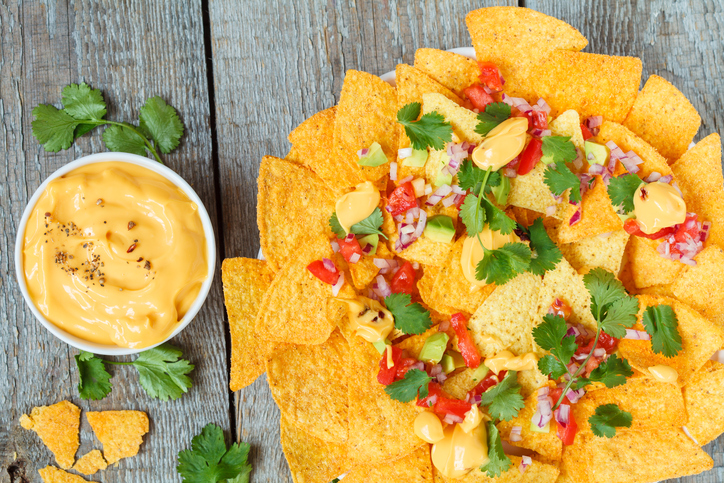 Come preparare la salsa al formaggio per nachos