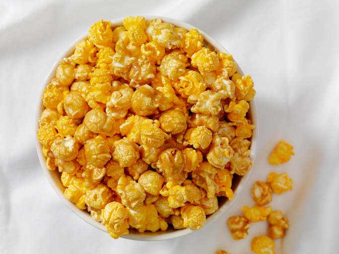 Come preparare i pop corn al formaggio con la ricetta facile