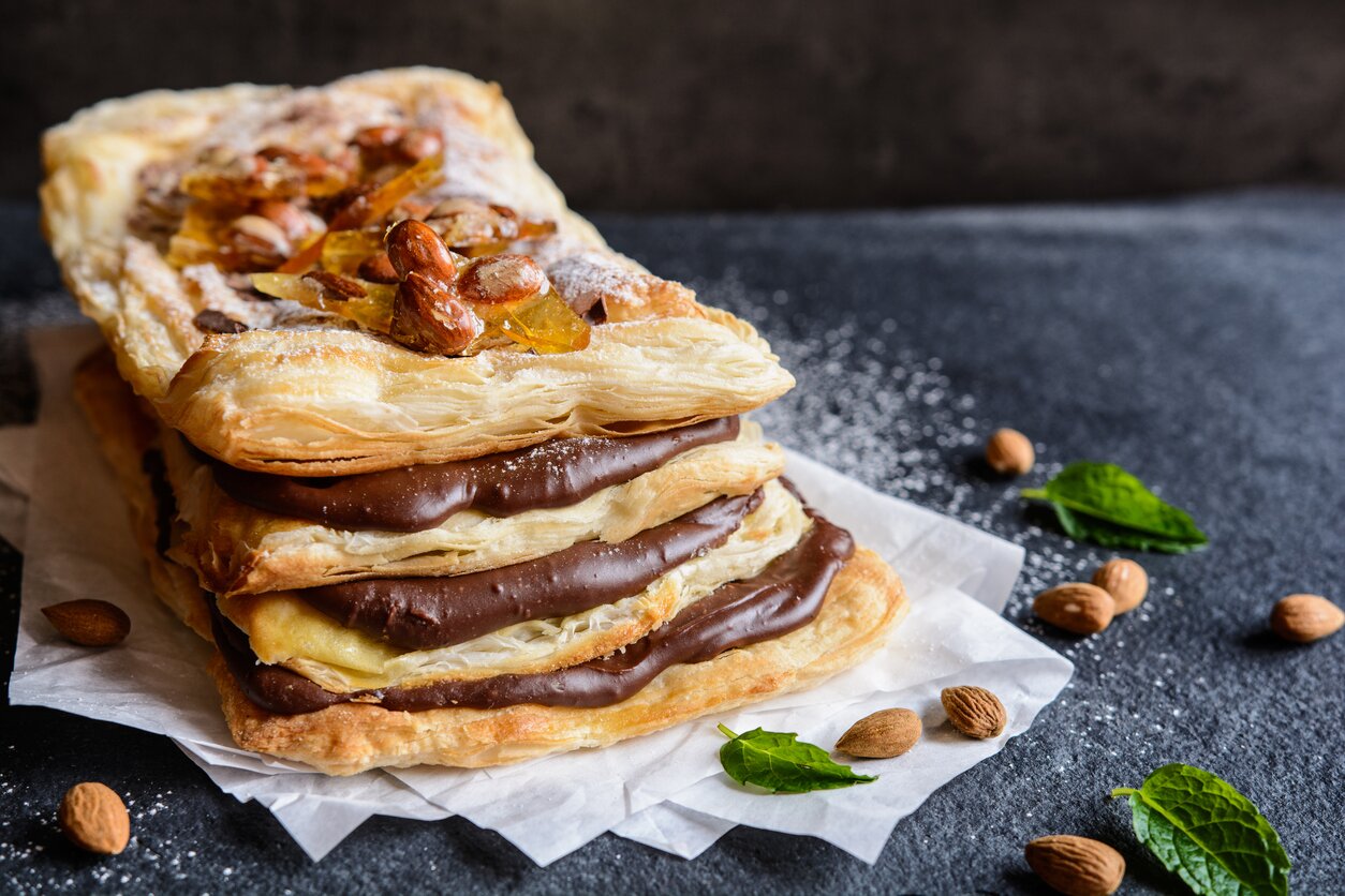 La ricetta golosa della millefoglie con crema pasticcera e nutella