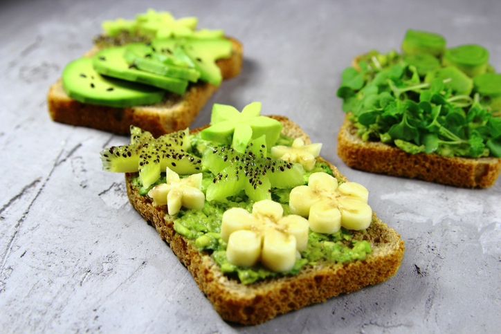 La ricetta dell’avocado toast dolce