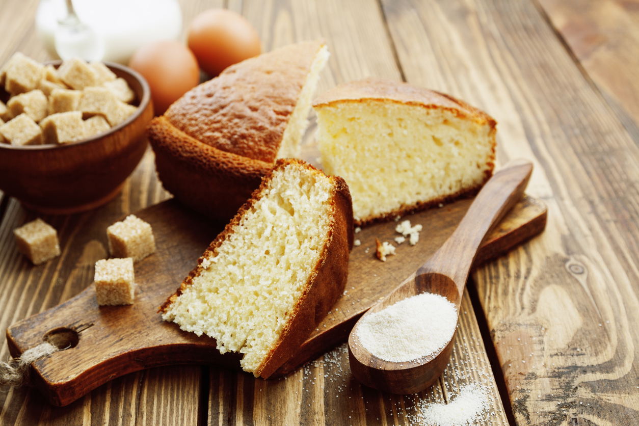 La ricetta della torta allo yogurt classica per la colazione