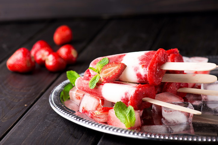 Come preparare il gelato fior di fragola con la ricetta semplice