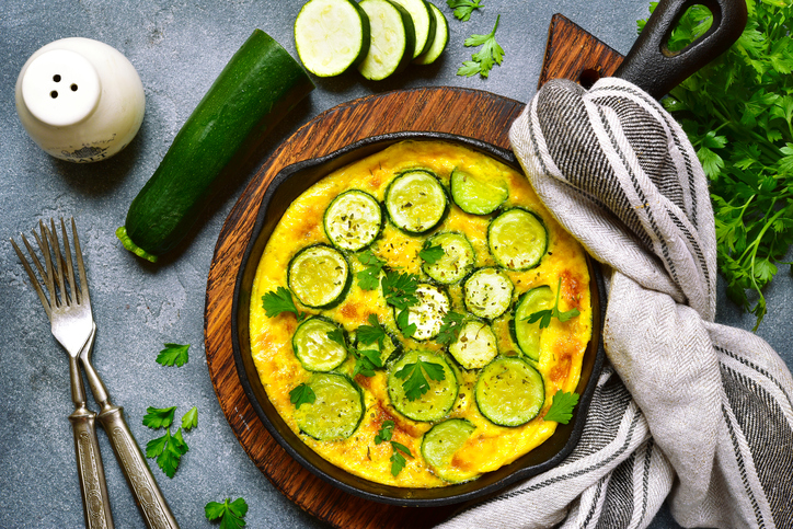 Omelette con zucchine, per un secondo appagante