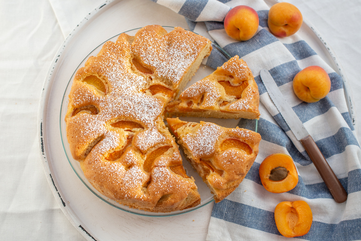 Come preparare la torta di albicocche senza glutine