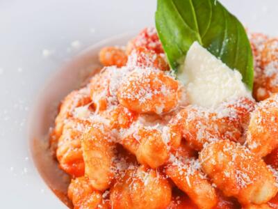 La ricetta degli gnocchi alla sorrentina di Cannavacciuolo