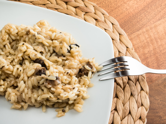 Risotto con mazze di tamburo, la ricetta del primo gustoso