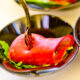 Gli involtini di bresaola e insalata russa per l'antipasto natalizio