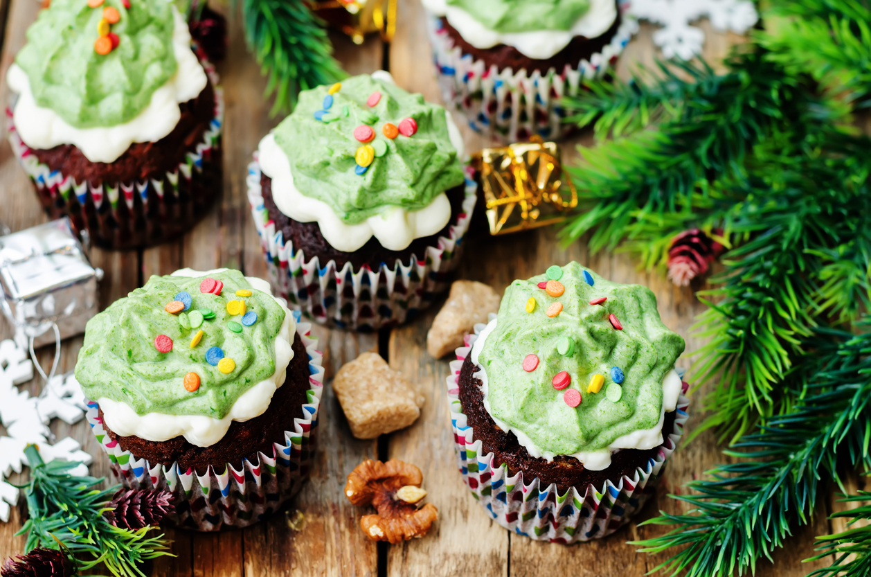 Muffin natalizi: ricette e consigli per decorarli