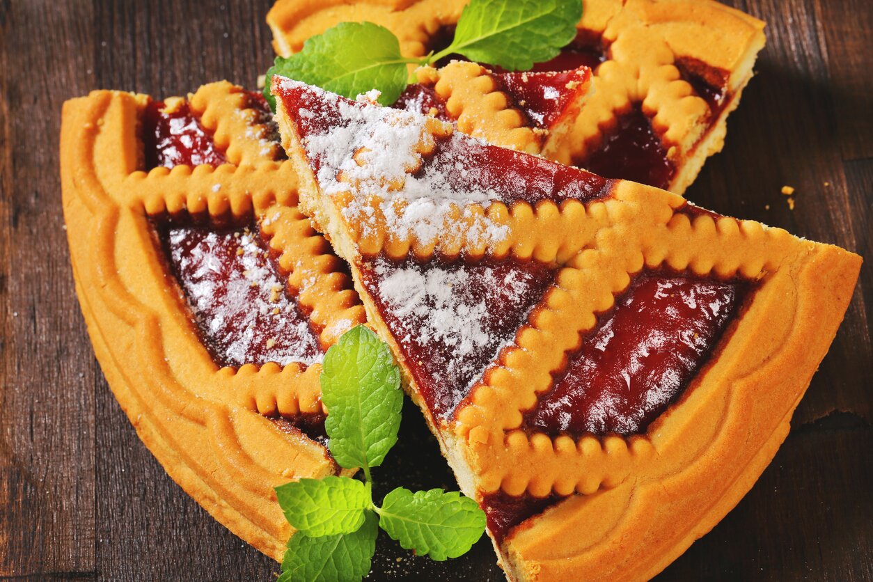 La ricetta della crostata alla marmellata ai 4 gusti