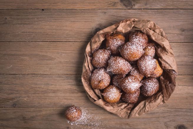 Le frittelle con ricotta e arancia per Carnevale