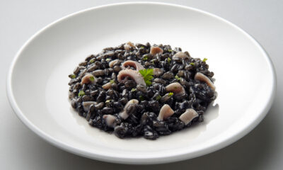La ricetta del risotto al nero di seppia alla veneziana