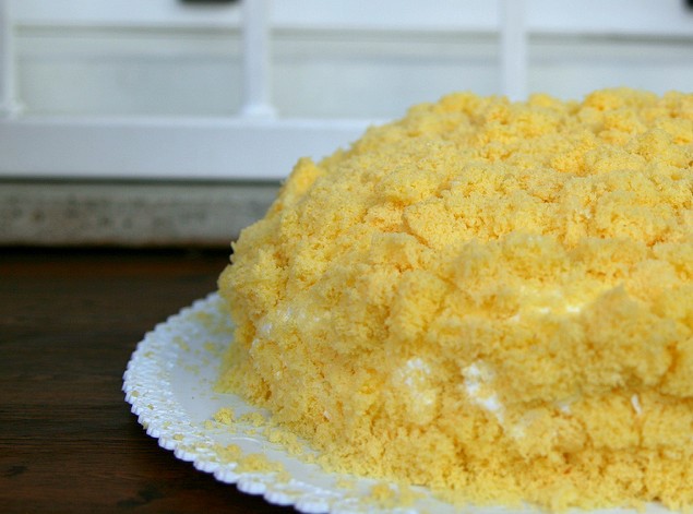 La ricetta della torta mimosa con pandoro