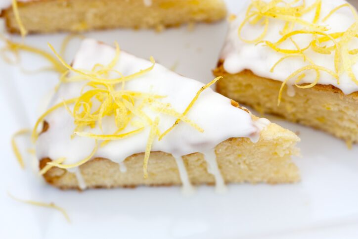 Torta al limone con 6 albumi, la ricetta di Cotto e Mangiato